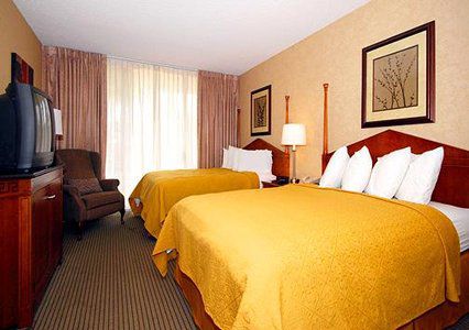 Quality Inn & Suites Downtown Phoenix Room photo